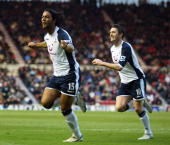 Mido celebrates the third goal for Spurs that made it a 3-3 draw