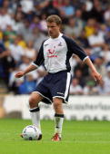 Teemu Tainio presents Martin Jol with a conundrum - where best to play him?