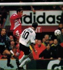 Teddy equalises at Anfield, in 1995, in front of the Spurs army!